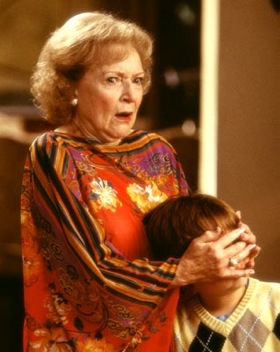 It’s Official: SNL To Celebrate Mother’s Day With Betty White, SNL Moms
