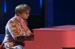 elton_8-29