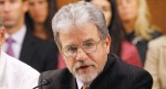 101201_tom_coburn_ap_328