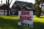 anti-muslim+sign_001