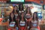Hooters Girls