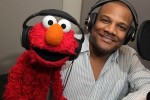 10.1n009.elmo1-300x300