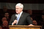 120226104031_newt-gingrich-rally_00047