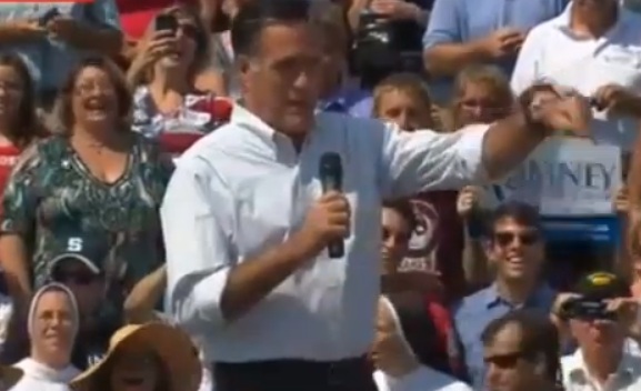 Video: Mitt Romney Tells Crowd 'No One Has Ever Asked To See My ...