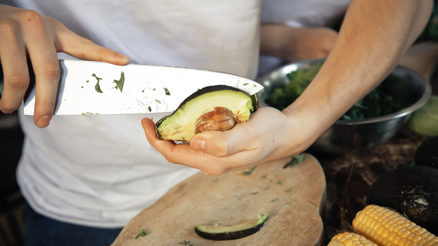 This Exists: ‘Avocado Hand’ is Now an Actual, Real, Diagnosable Injury