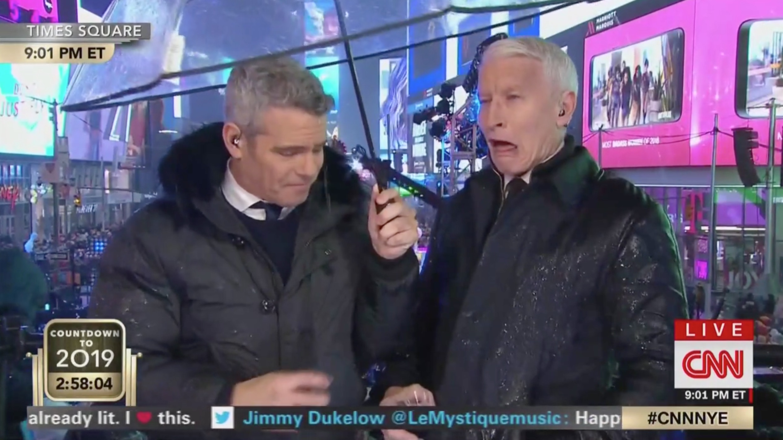 Anderson Cooper Flips Out Over New Years Eve Tequila Shot