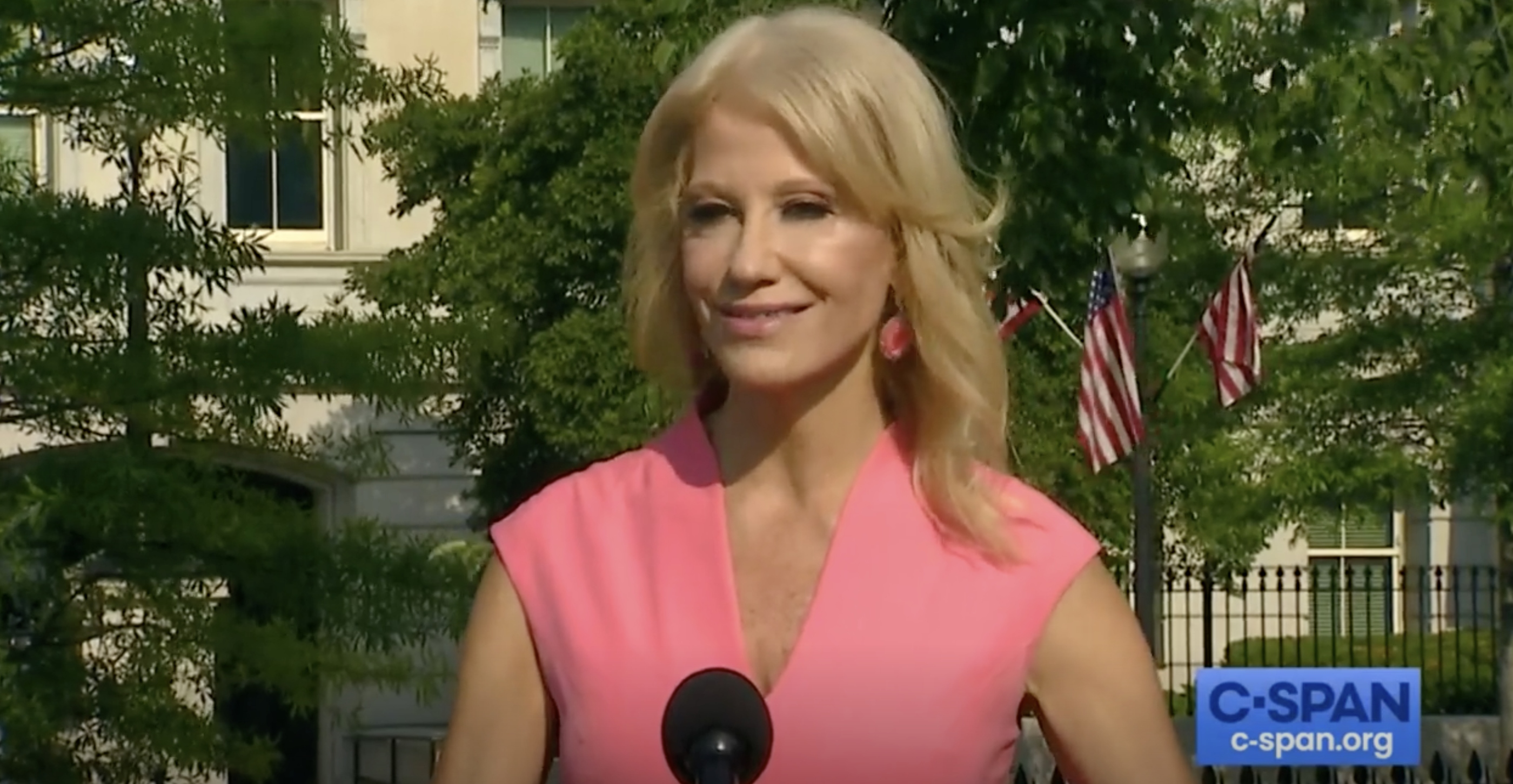 www.mediaite.com