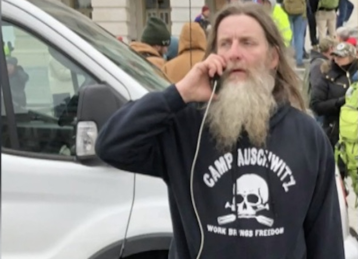 www.mediaite.com