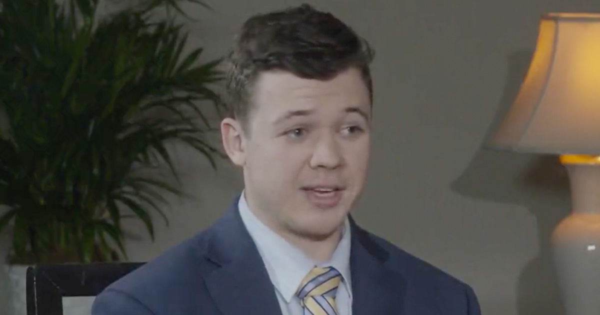 Kyle Rittenhouse: I Didn't Know I Was Posing With Proud Boys