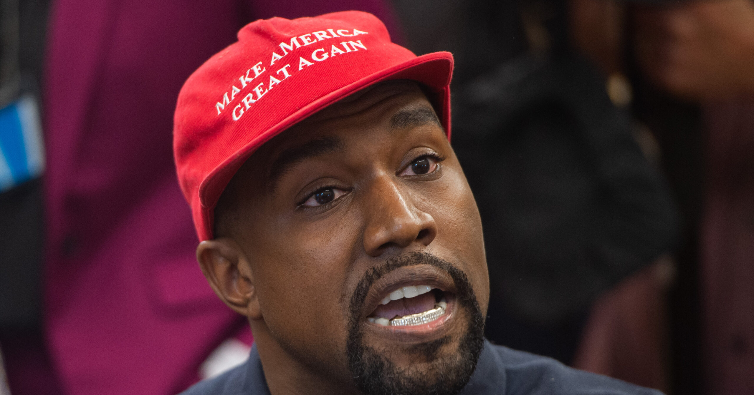 israel-tweets-back-a-taylor-swift-quote-at-kanye-west-receives-praise