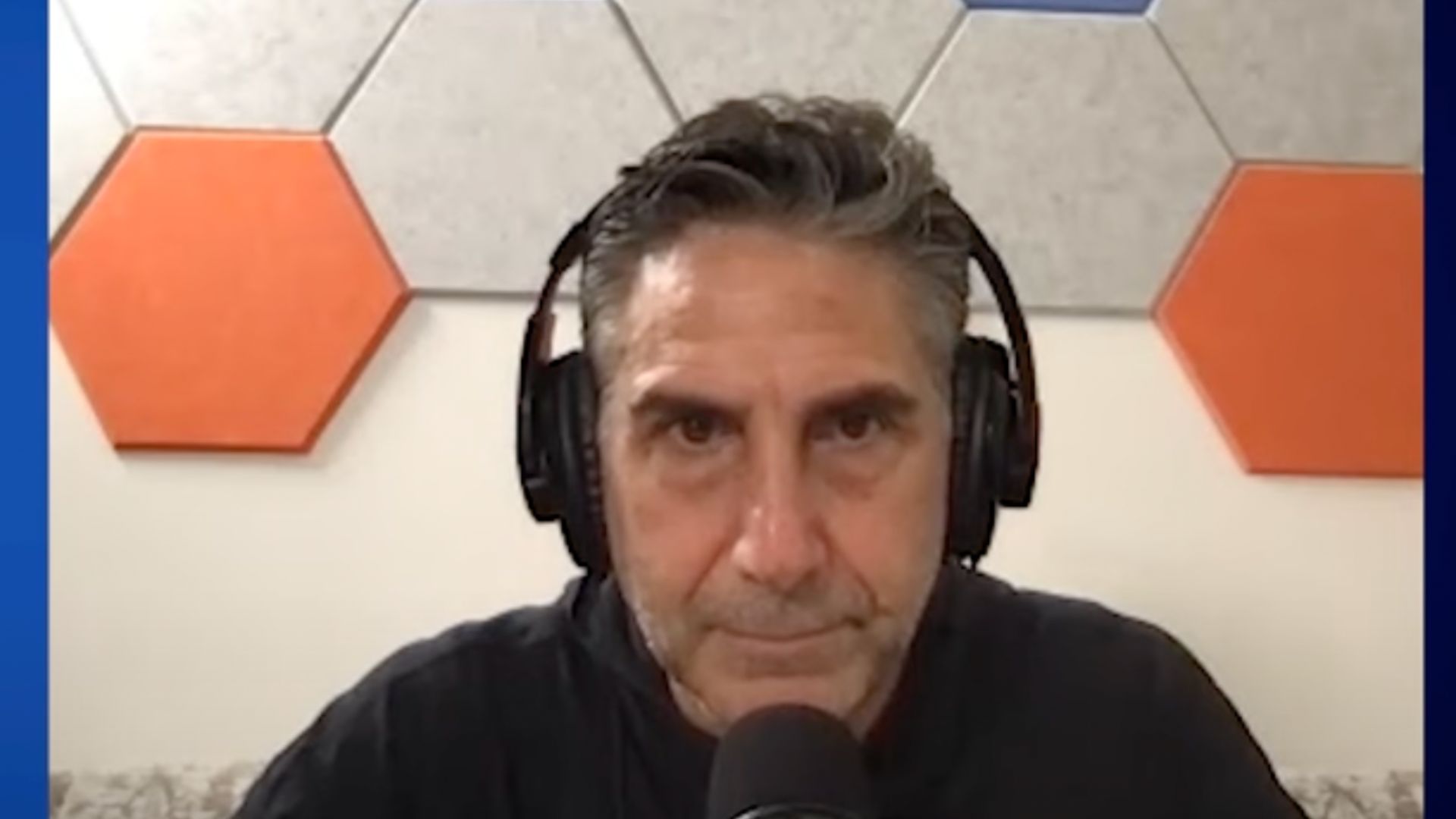 NY Giants Radio Announcer Tells Chilling Story About Being in Mall of ...