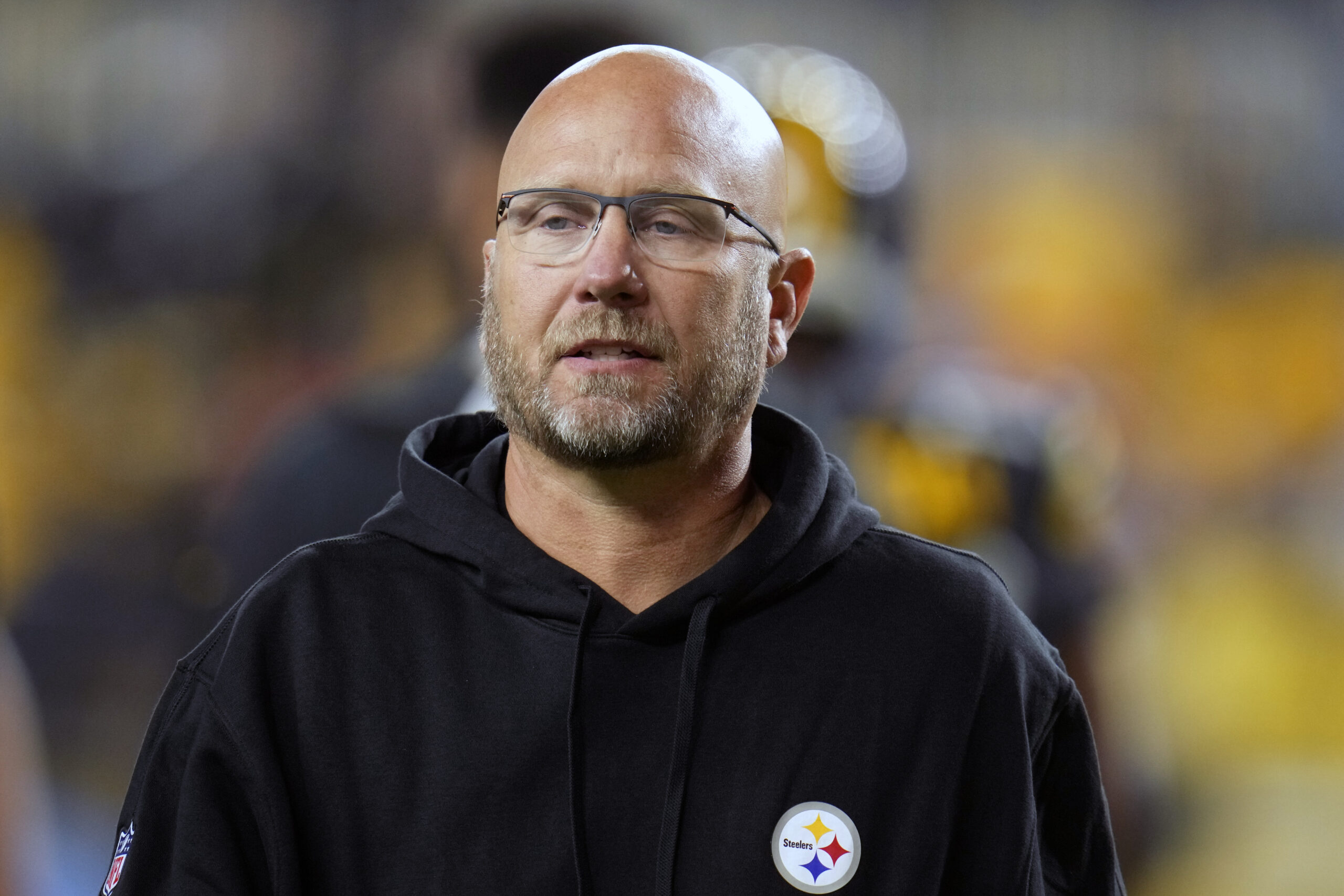 nfl-twitter-believes-it-found-burner-account-for-steelers-oc
