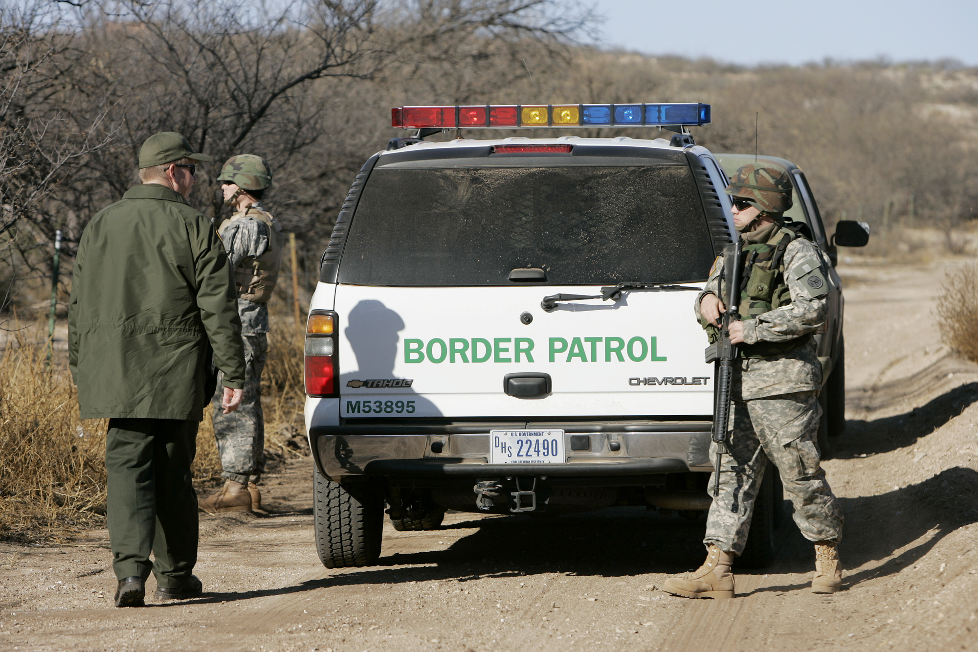 Homeland Security Warns Border Agents About Explosives