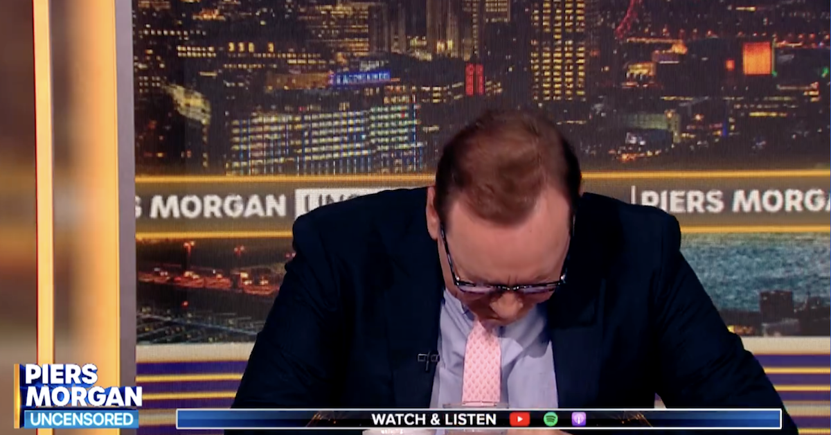 Kevin Spacey Breaks Down In Tears Declares He S Broke