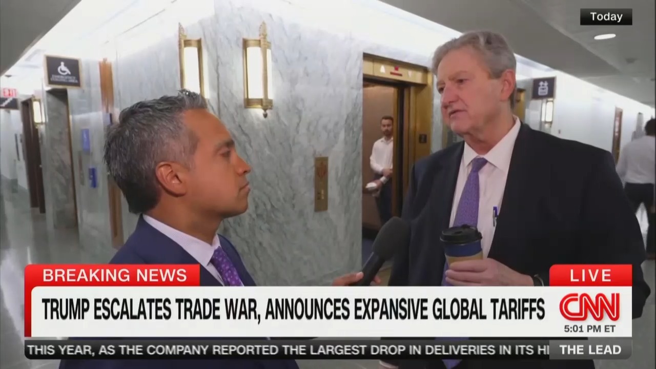 We're All Dead': Frustrated Republican Senators Rip Into Trump Tariffs
