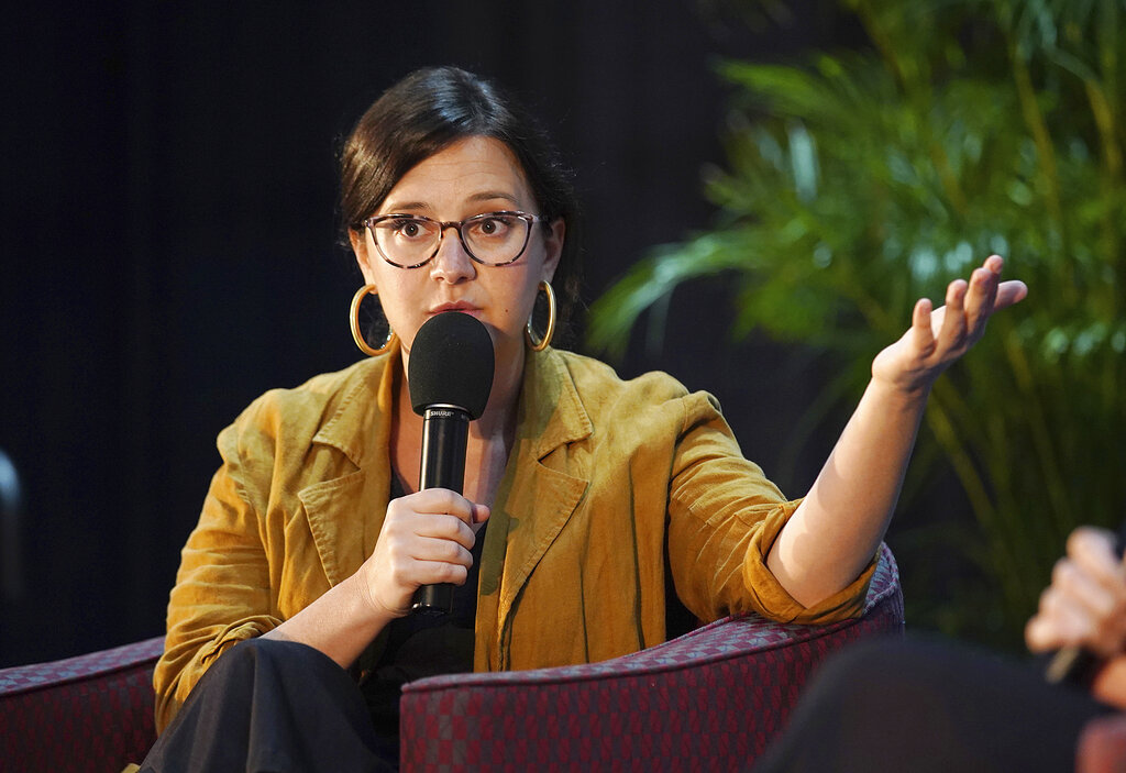 No, Bari Weiss Isn't Doing Both Sides'  That's Just a Lazy, Outdated Read