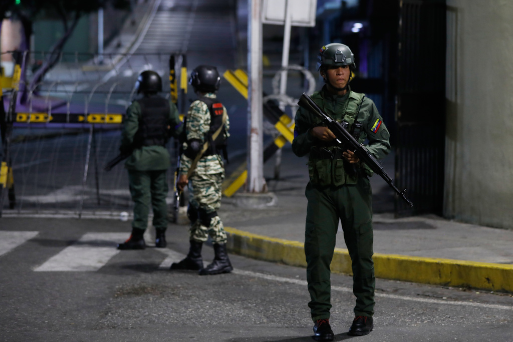 BREAKING: Gunfire Heard Near Venezuelan Presidential Palace