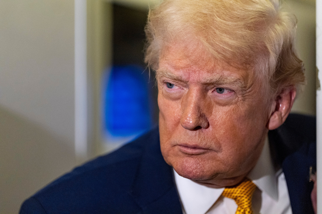 You're Next! Trump Threatens Colombia's Sick' President His Days Are Numbered After Maduro's Capture