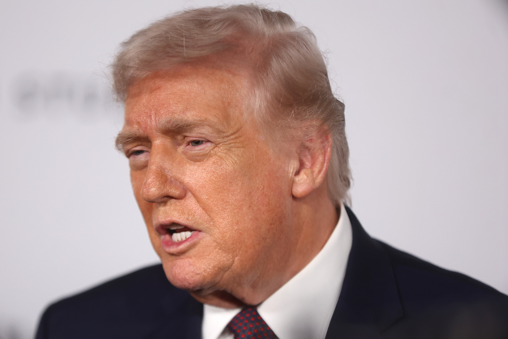 Trump Urges ICE to Be ‘Very Forceful’ Defending Buildings Against ‘Insurrectionists’ — But Will Only Send Help If Local Politicians Say ‘PLEASE’