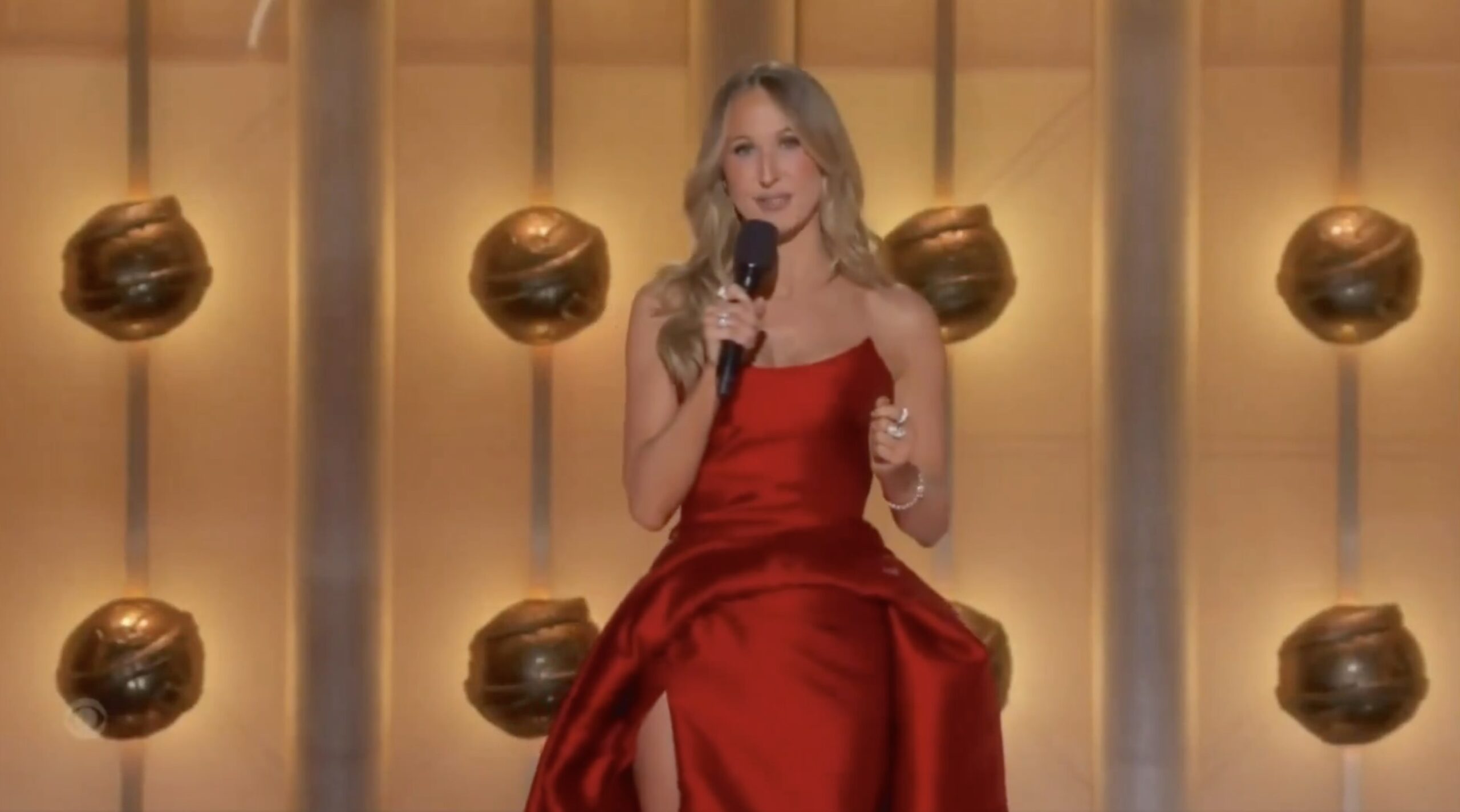 Golden Globes: Nikki Glaser Takes Digs at CBS and DOJ
