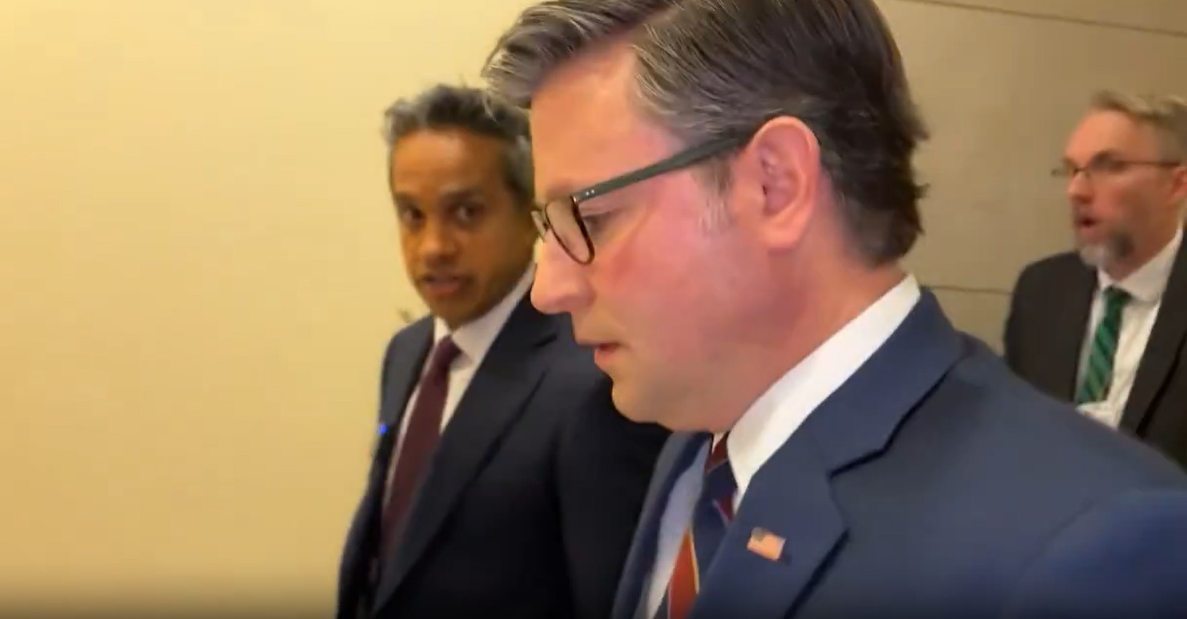 Under Oath, It's Different': Manu Raju Presses Johnson If Trump Should Come Before Congress With the Clintons