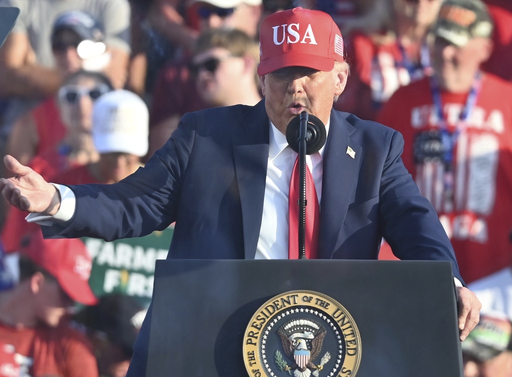 France Delays G7 to Avoid Conflict With Trump’s Planned White House UFC Fights: Report