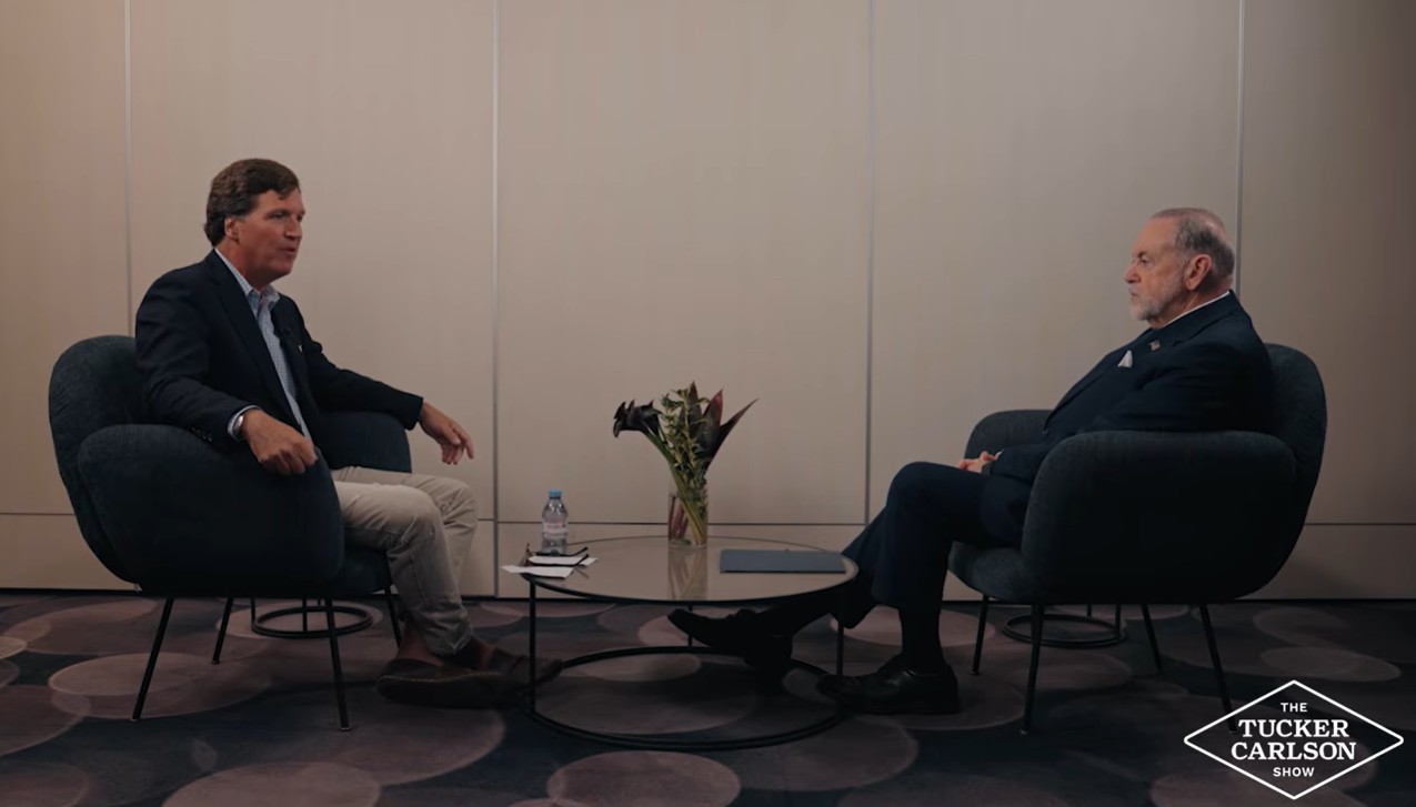 ‘That’s Not True!’ Huckabee Throws Down With Tucker Over Whether Qatar Treats Christians Better Than Israel