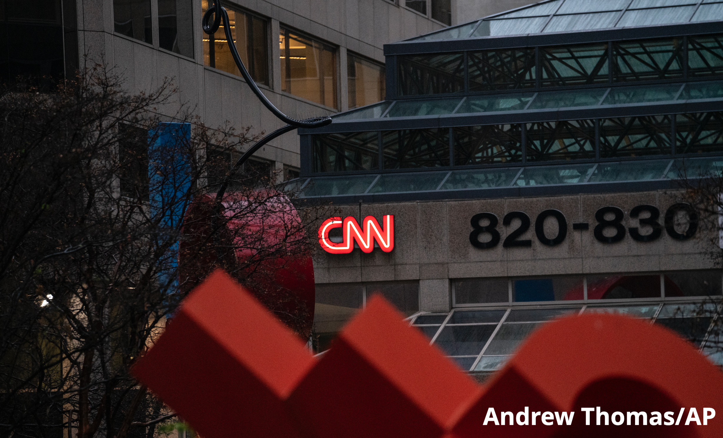 Who Gets to Run CNN? Iran War Media Fight, Hegseth Problems