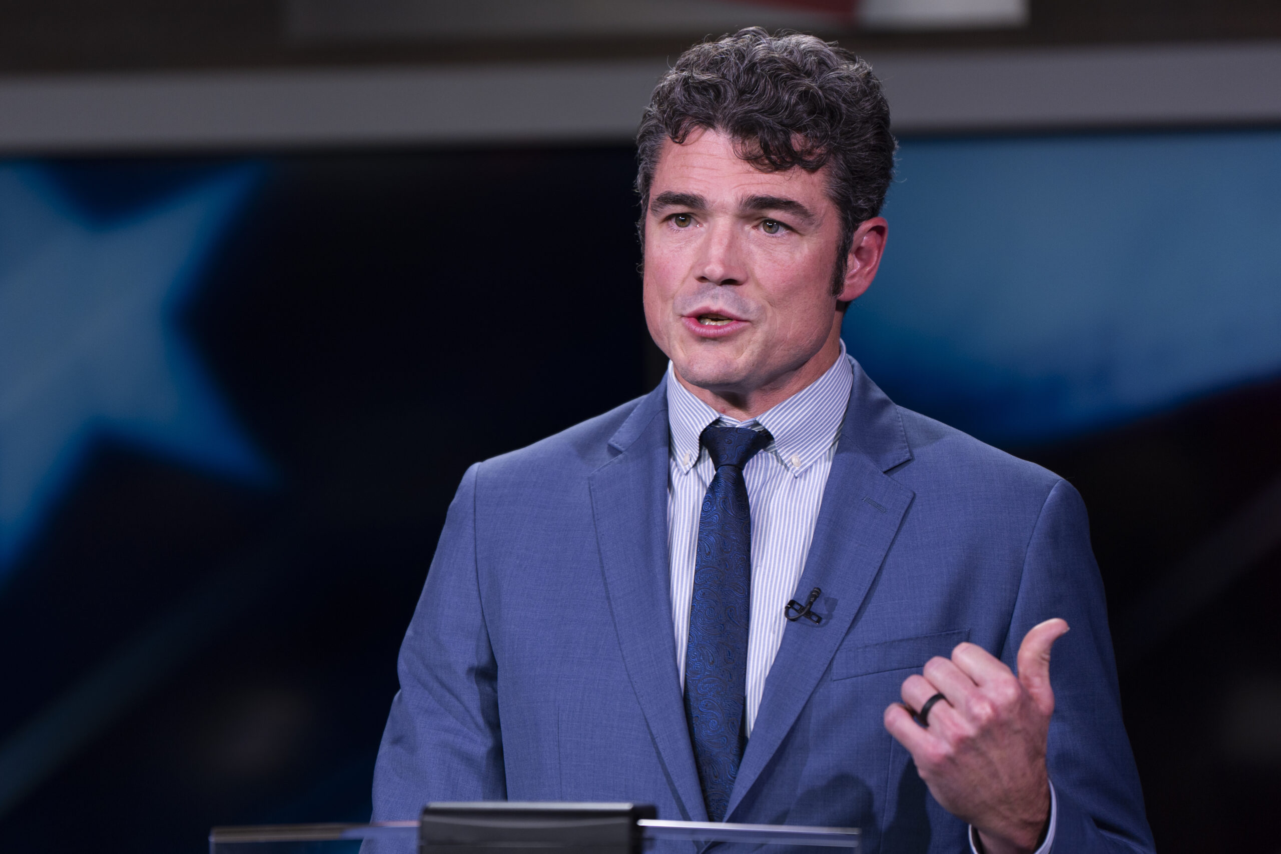 White House Boosts Post Calling Joe Kent a Loser' and Crazed Egomaniac' After He Resigns in Protest From Trump Admin