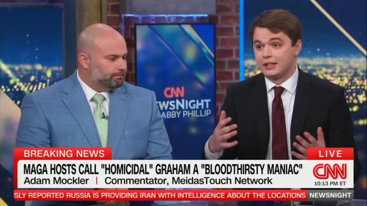 [Image: CNN-NewsNight-With-Abby-Phillip-2-13-40-...00x675.jpg]