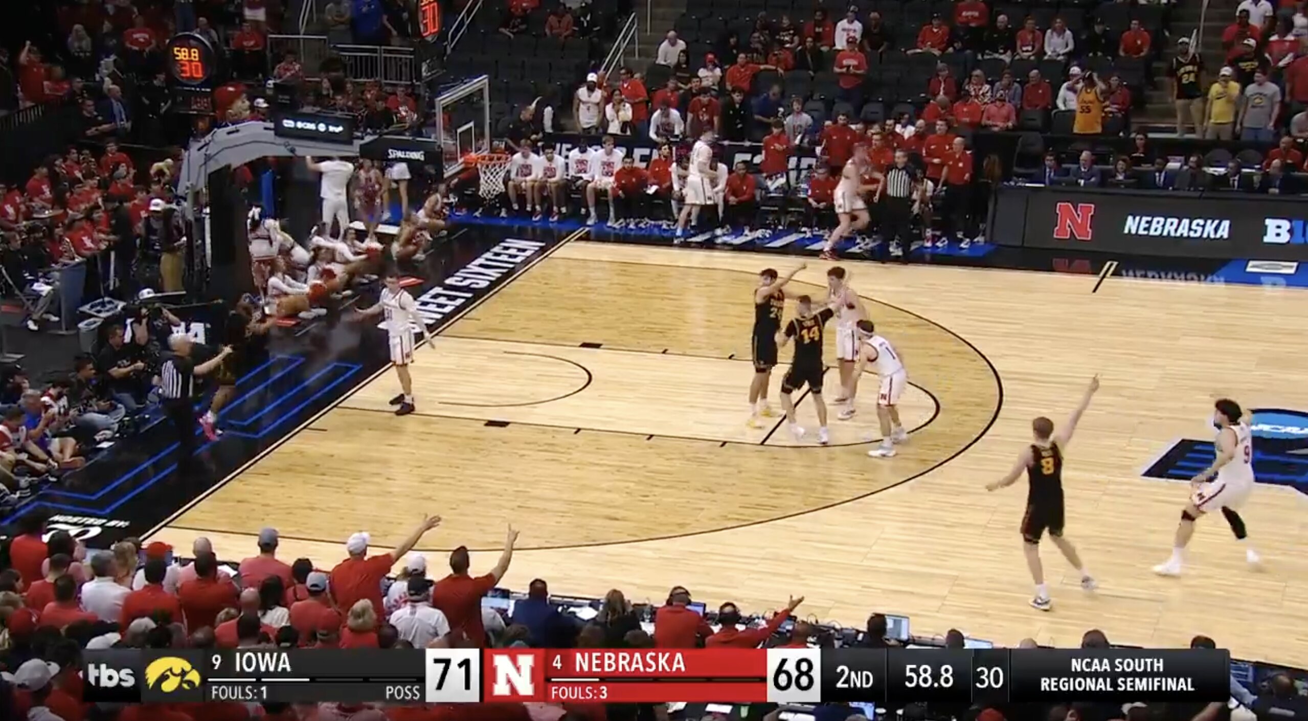 Nebraska Loses March Madness Game After Giving Up a Shot With Just 4 Players on the Floor