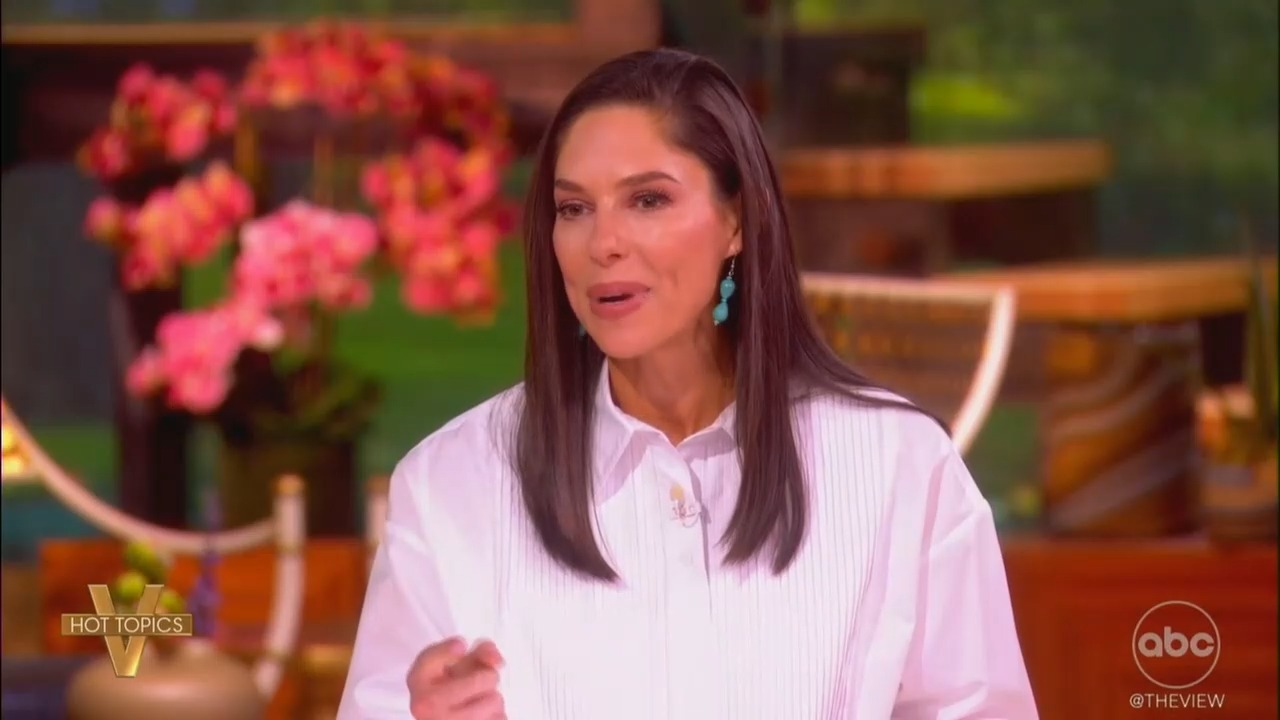 We Are Bigger Than Trump': Conservative Guest Host On The View Says She's Heartbroken About This Country'