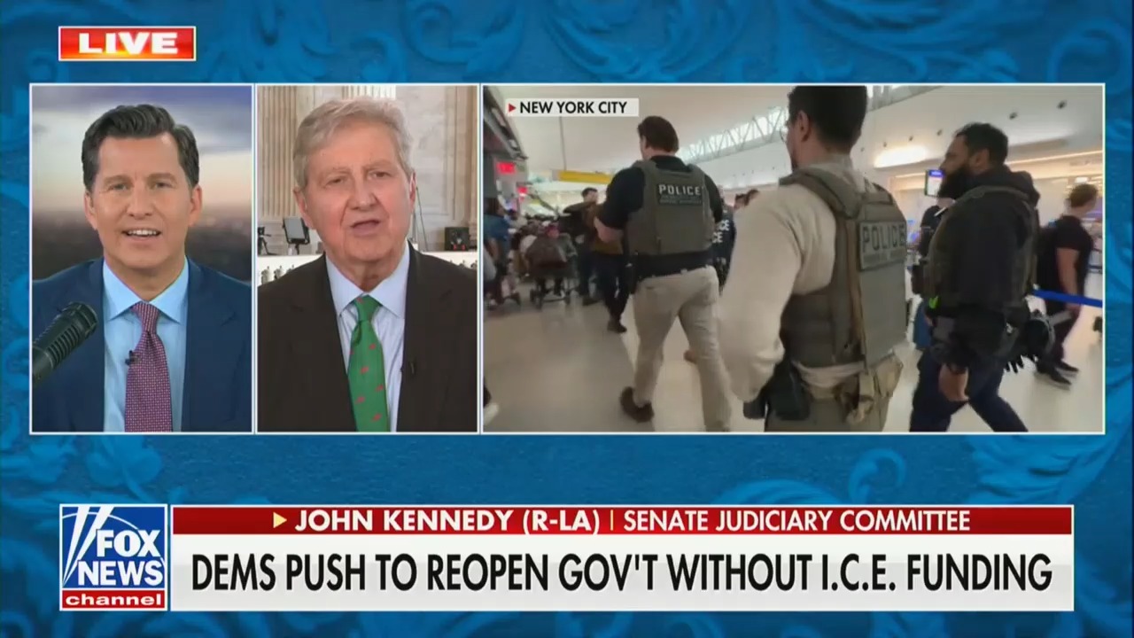 It Would Have Worked': Republican Senator Confirms Trump Killed Plan to End Shutdown and Fund TSA