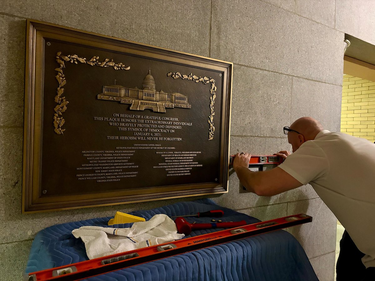 Jan 6 Plaque Honoring Police Who Defended The Capitol Finally Installed Under Cover of Night