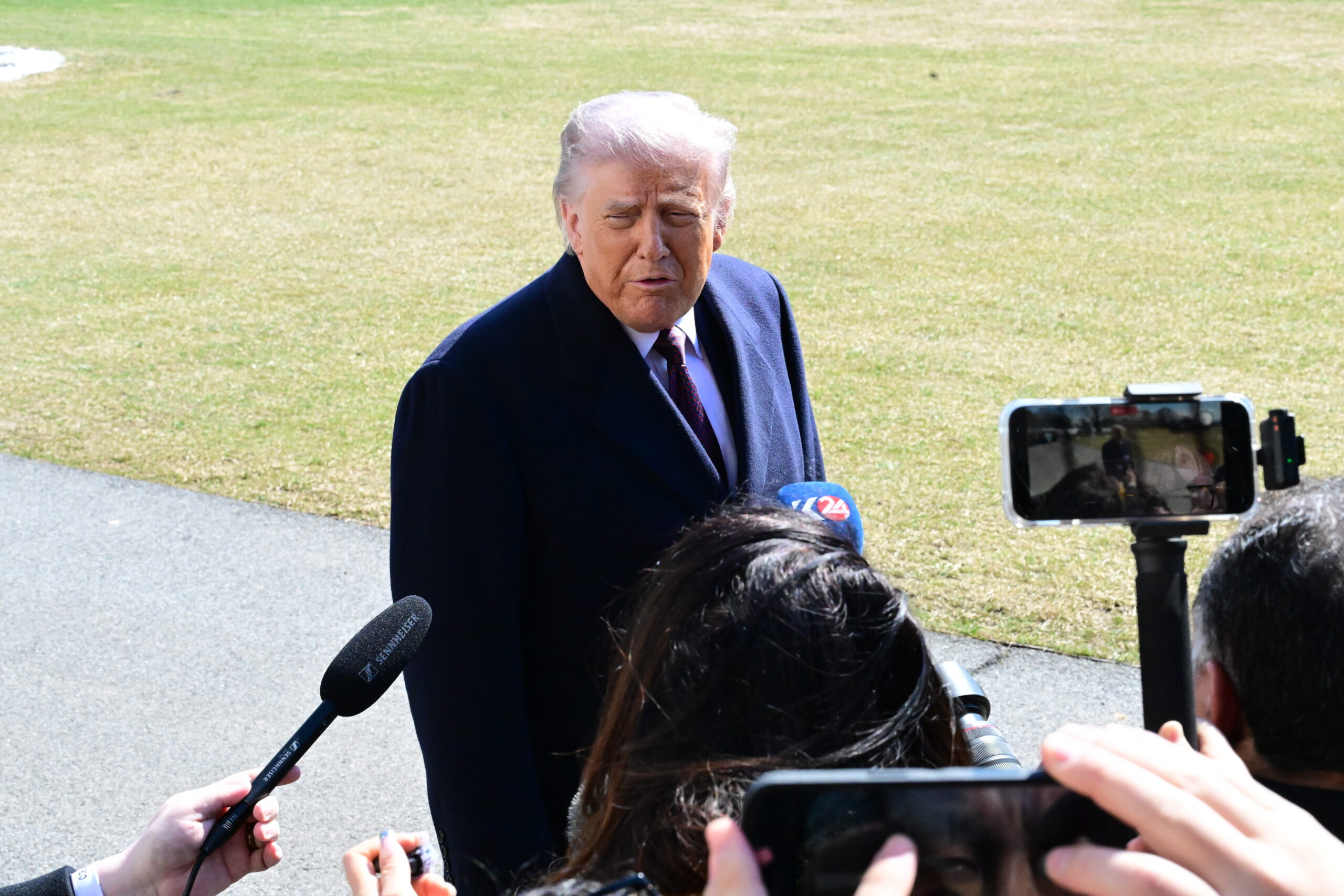 Trump's Attacks' on Media Blamed for US Slide Down Press Freedom Index