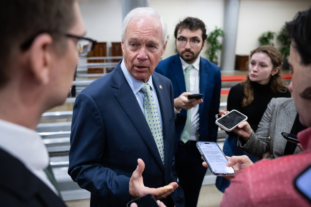 Pro-Trump GOP Senator Splits With President on Iran, Warns Him Not to Target Infrastructure: I Pray' His Threats Are Just Bluster'