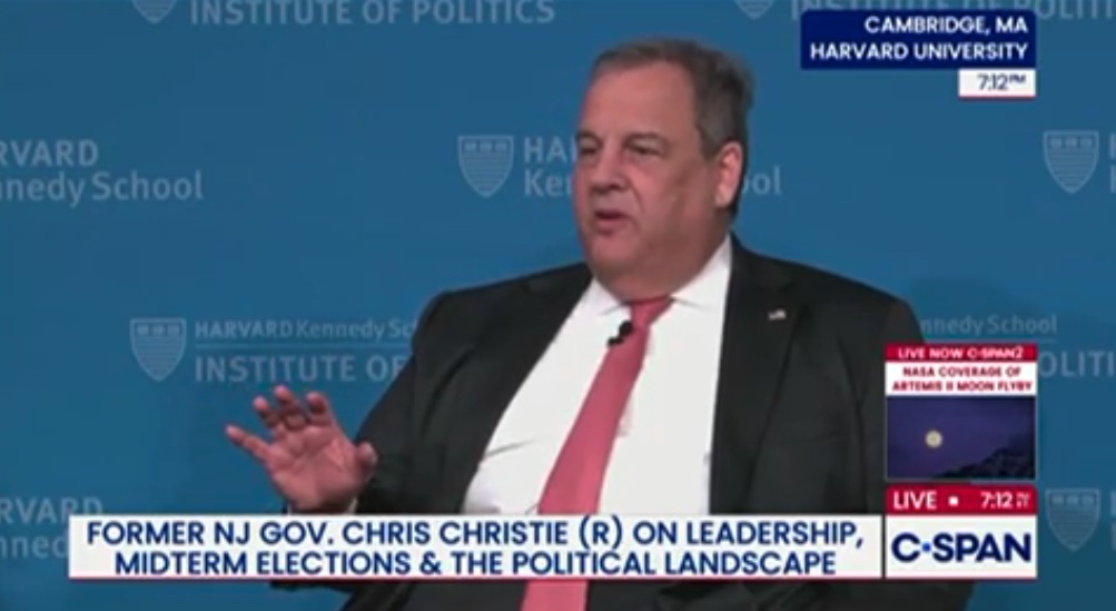 Chris Christie Says He's Disgusted' With GOP, Takes Swipe at Vacant Human Being' Lindsey Graham