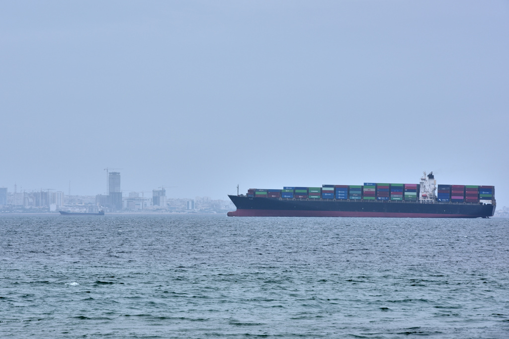 3 Ships Attacked in Strait of Hormuz by Revolutionary Guard