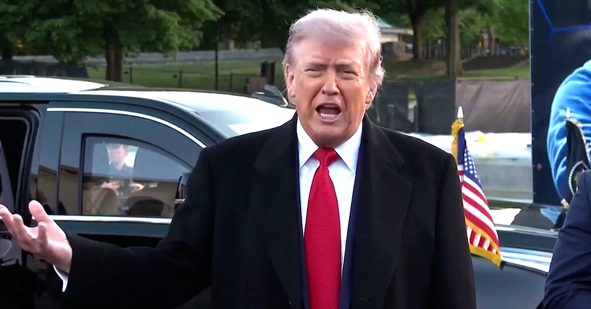 Trump Blurts ‘This is Where Our Nation Stands!!!’ in Post — Cites ANTI-War Poll
