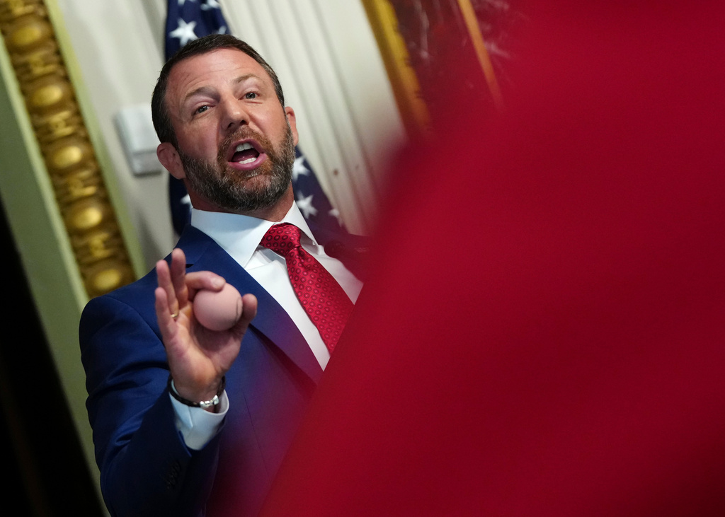 Mullin Grumbles About ABC, NBC Not Carrying Trump Speech