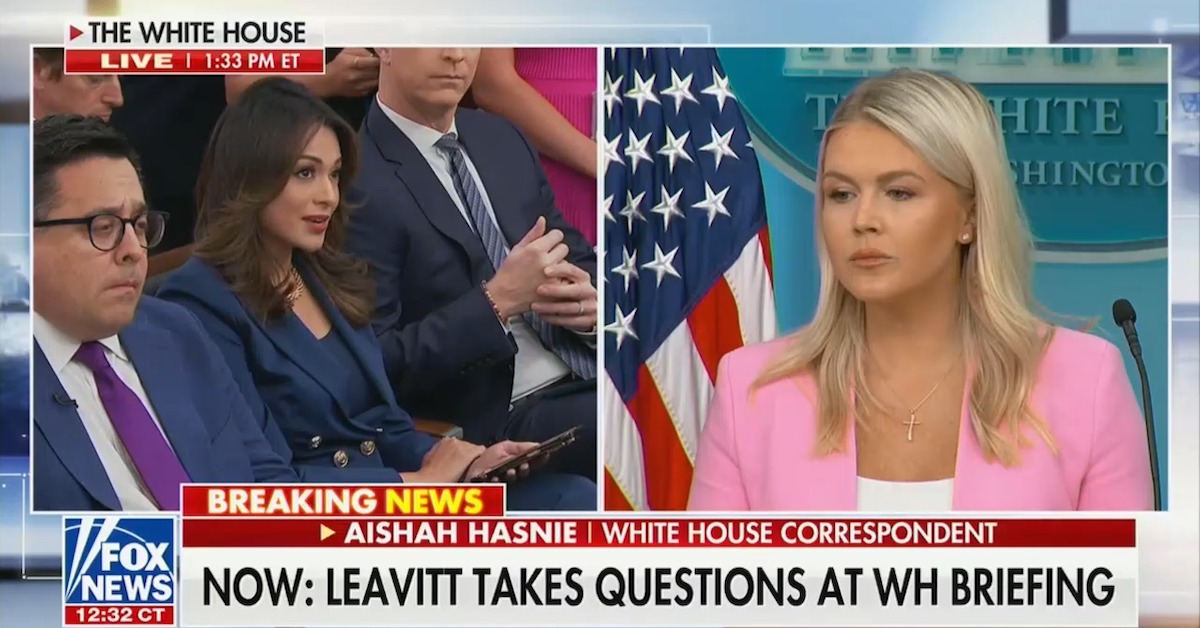 Fox Reporter Asks Karoline Leavitt If Trump Agrees With JD Vance’s Criticism of Israeli Influence Operation