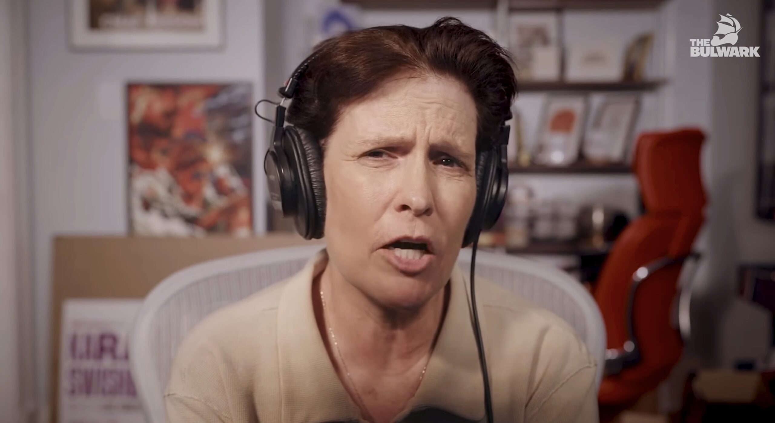 Kara Swisher behauptet, alle verbleibenden Anhänger Trumps seien ein ...